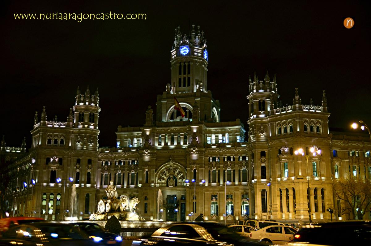 Uno de los bonitos recuerdos de mi infancia en Madrid: las luces nocturnas